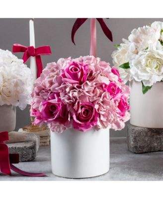 Yves Real Touch Arrangement