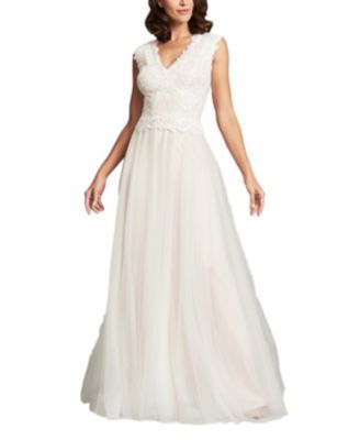 Ripley Sleeveless Full Skirt Gown