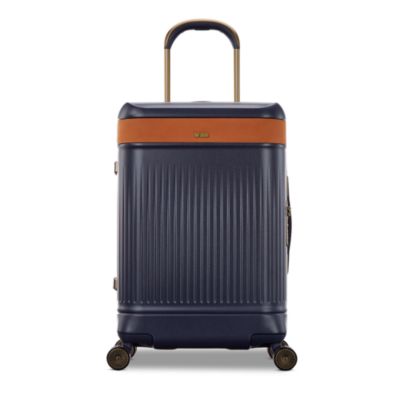 Reserve Carry On Exp Spinner Suitcase