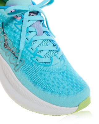 Women's Mach 6 Low Top Sneakers