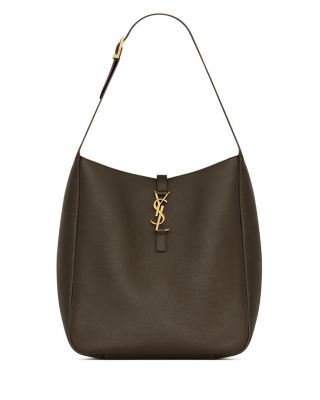 Le 5 &Agrave; 7 Supple Large Shoulder Hobo Bag in Smooth Leather