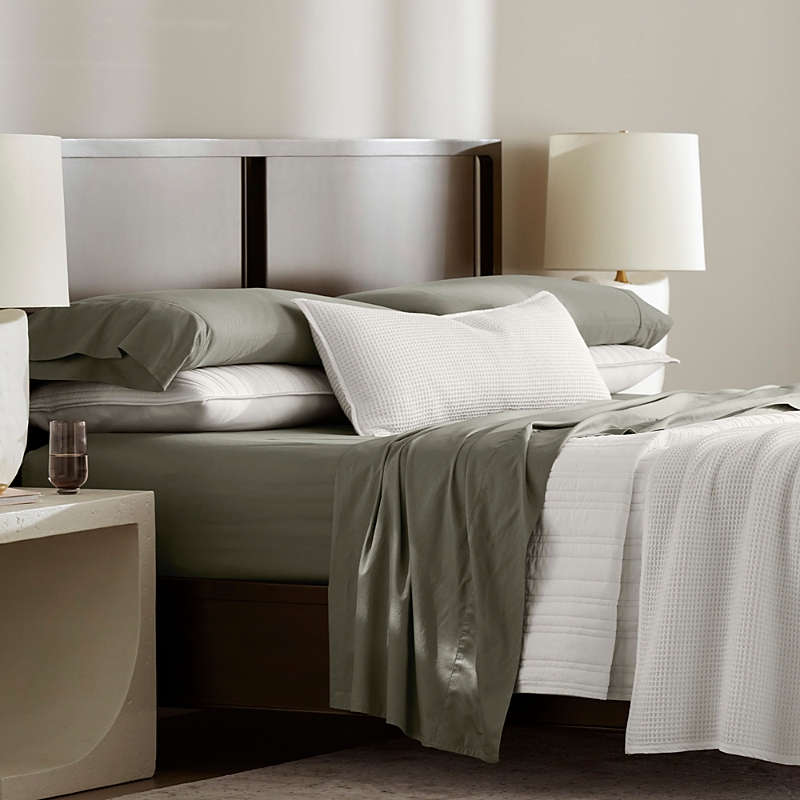 Boll & Branch Signature Organic Cotton Hemmed Sheet Set, King With Standard Pillowcases In Juniper