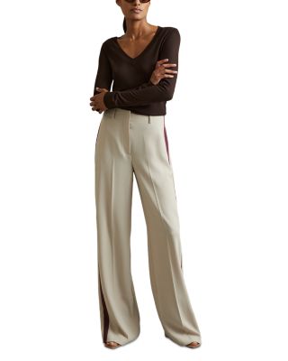 Brady V Neck Long Sleeve Top