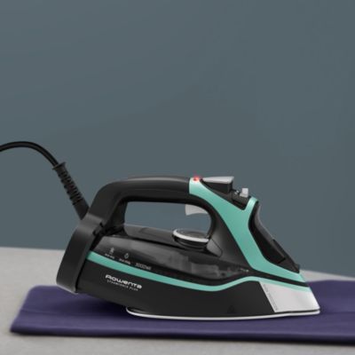 SteamForce+ Steam Iron, DW9440U1