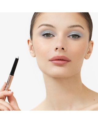 24-Hour Eyeshadow & Liner