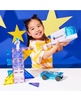 Space 32-Piece Magnetic Construction Set