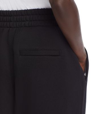 Essential Jogger Pants