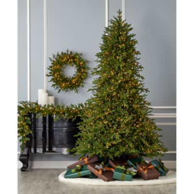 Dandan Pine 7.5' Tree with Warm White LED Lights
