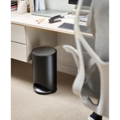 Arc 10 Liter Slimline Pedal Trash Can With Liner Pocket