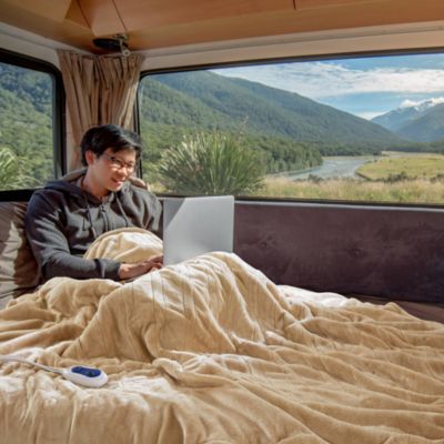 Heated Microlight to Berber Throw, 60&amp;quot; x 70&amp;quot;