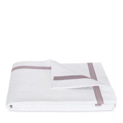 Lowell Diamond Matelass&eacute; Coverlet, King