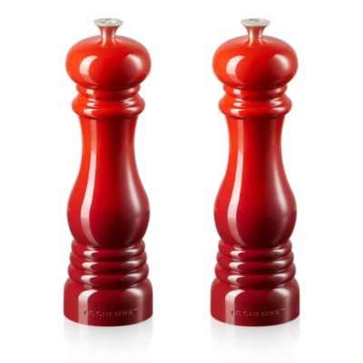 Salt and Pepper Mill Set