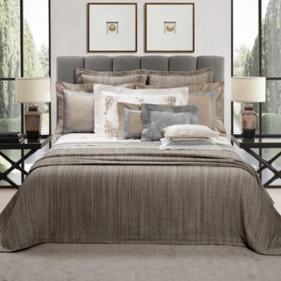 Boucl&eacute; Coverlet, Queen