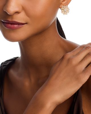 18K Yellow Gold Margherita Diamond Flower Stud Earrings