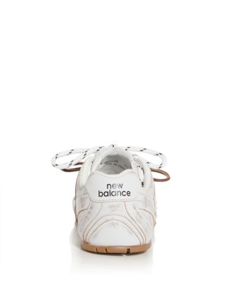 x New Balance Women's Low Top Sneakers