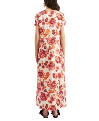 Swing Dress in in Hottie Cream