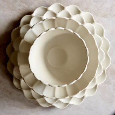 Dhalia Stoneware Collection