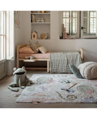 Mr. Snail Pouf - 1' 2" x 3' x 1' 6"