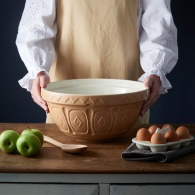 Cane 6.35 Quart Mixing Bowl