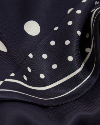 Veiraa Knot Detail Sleeveless Top  