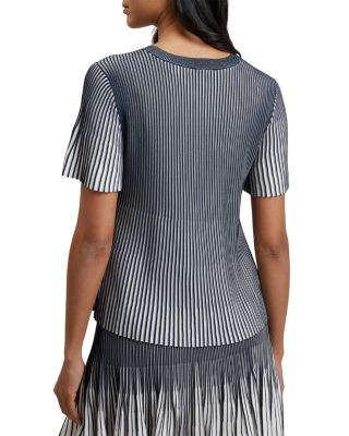 Hethrr Textured Stripe Fluted Sleeve Tee
