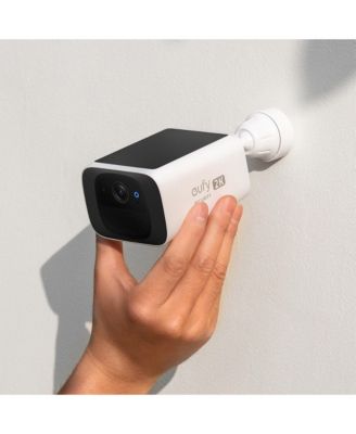 S220 Solar-Powered 2K Security Camera Kit with HomeBase 3