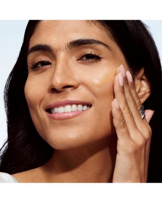 Even Better Clinical Vitamin Makeup SPF 45