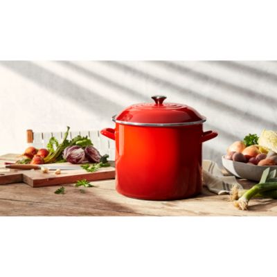 16 Qt. Classic Round Stock Pot 