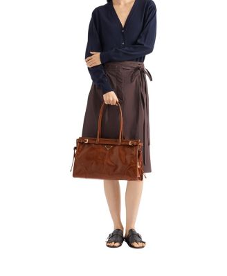 【PRADA】BONNIE LARGE LEATHER HANDBAG Pewter Prada Bonnie large leather handbag | PRADA