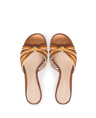  Women's Vyna Sandal