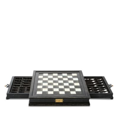 Courtly Check Chess Set
