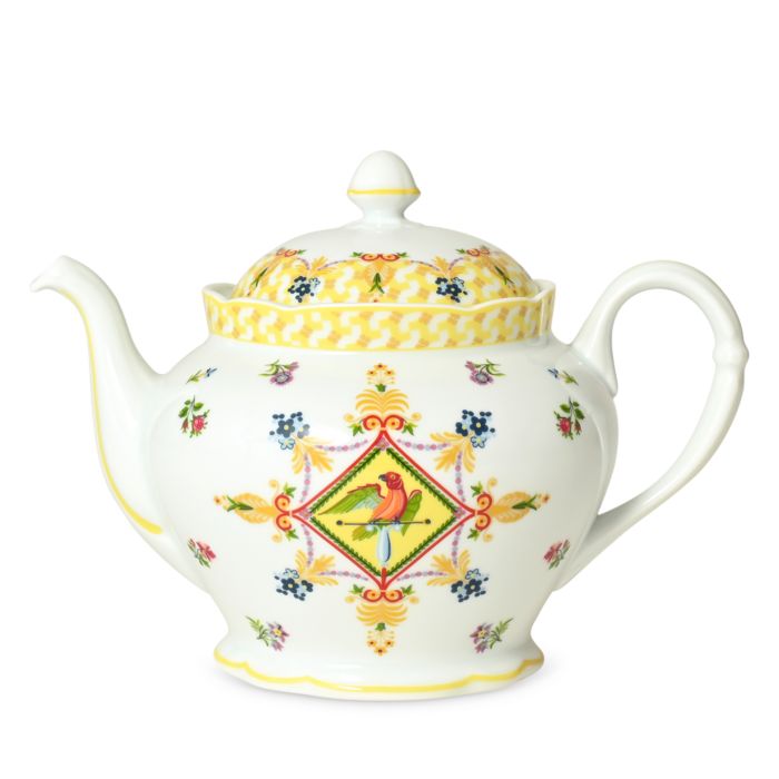Trianon 12 Cup Teapot