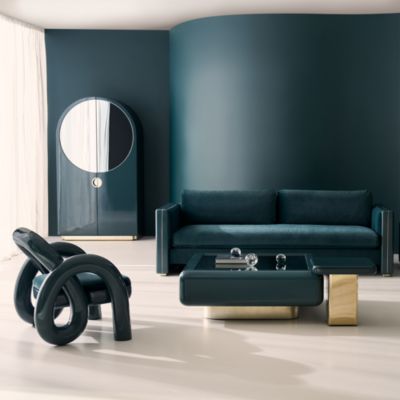 Gel&eacute;e Cocktail Table