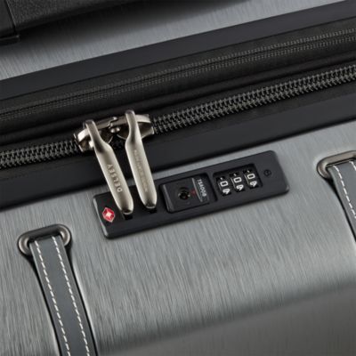 Cadence Large Check-In Expandable Spinner Suitcase