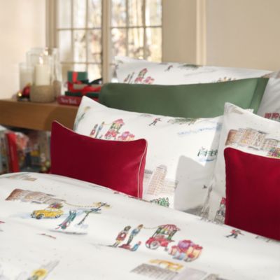 Santa in NY Duvet Cover, Queen