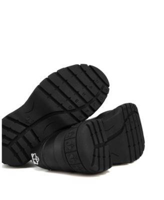  Women's Sporty Sneakers