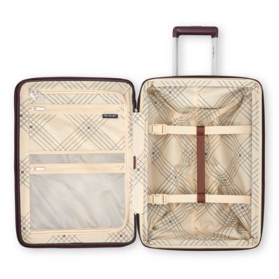 Virtuosa Expandable Carry On