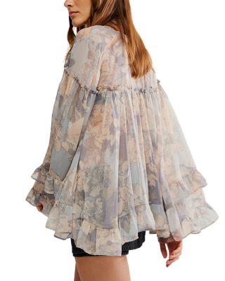 Day Dreaming Ruffled Blouse