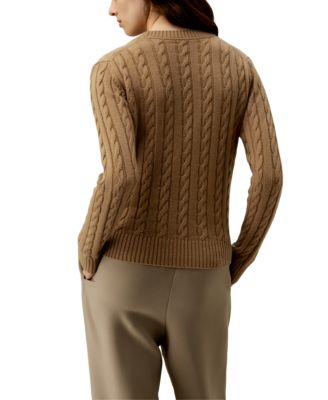  Classic Cable Knit Sweater with Ribbed Edges