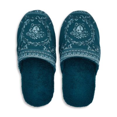 I Heart Baroque Bath Slippers