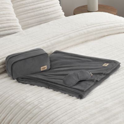 Raegan Travel Gift Set