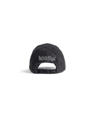  Blackletter Script Cap