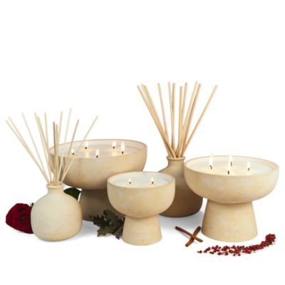 Romance Oakmoss &amp; Sandalwood Soy Blend Candle 24 oz.