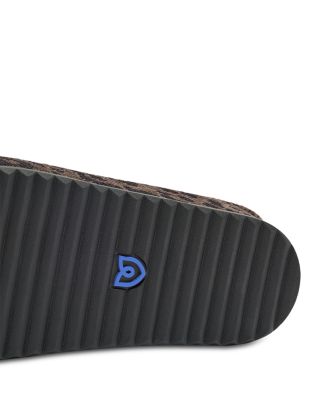 Women's ReVelvet™ Casual Clogs