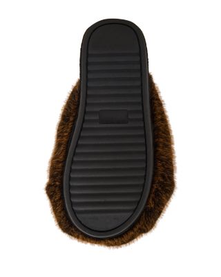 Women&#39;s Poof Slippers
