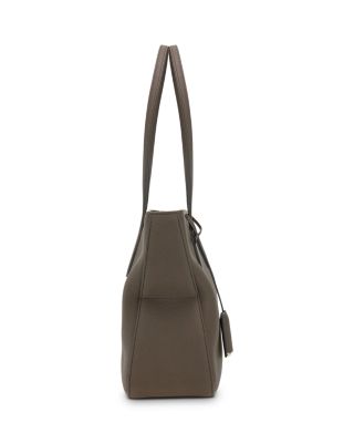 Star Medium Leather Tote