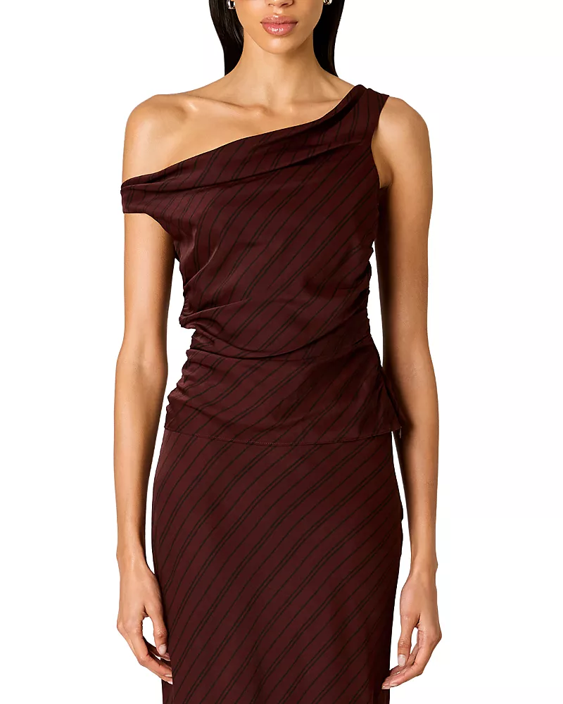 Nia Benedict Top