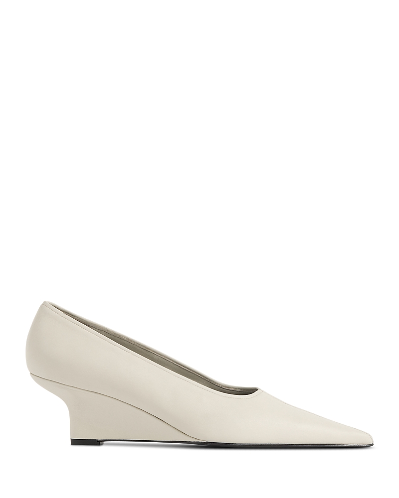 Totême Sharp Leather Wedge Pumps In White