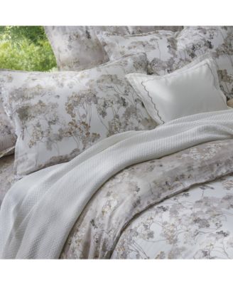 Cynthia Duvet Cover 4 Piece Set