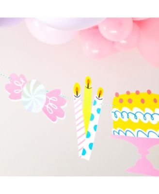 It's A Birthday Garland, Set of 16 Pieces and Hanging Twine